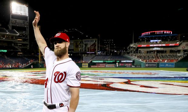 WASHINGTON, DC - SEPTEMBER 26: Bryce Harper #34 of the Washington Nationals waves to the crowd foll...