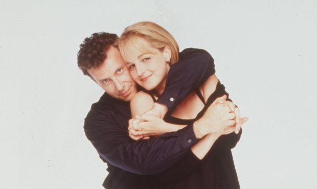 375184 01: Paul Reiser And Helen Hunt As Paul And Jamie Buchman In "Mad About You." Nbc (Photo By G...