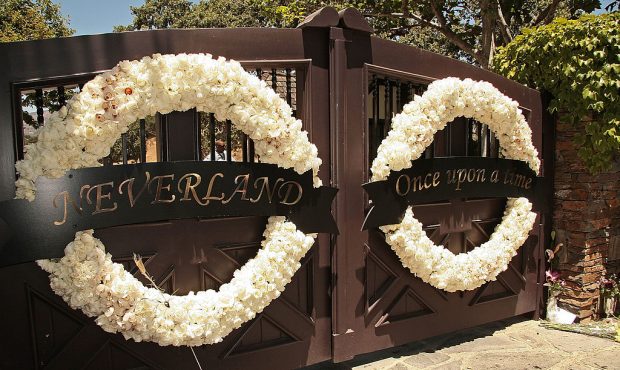 LOS OLIVOS, CA - JUNE 28:  Wreaths hanges on the entrance at Michael Jackson's Neverland Ranch on J...