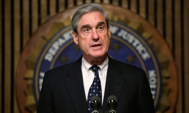 WASHINGTON - JUNE 25:  FBI Director Robert Mueller speaks during a news conference at the FBI headq...