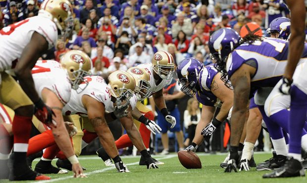 MINNEAPOLIS, MN - SEPTEMBER 23: The defense for the San Francisco 49ers lines up against the offens...