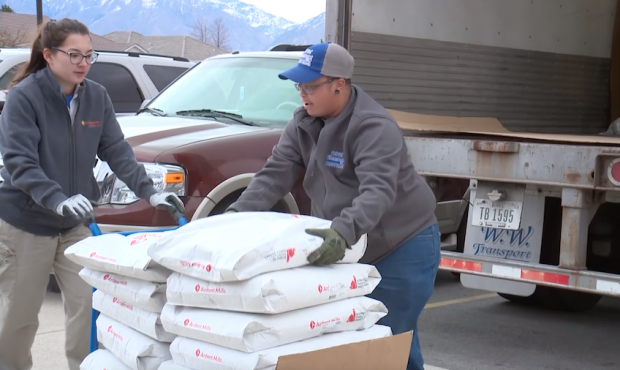 Ardent Mills Donates 2,500 Pounds Of Flour To Help With Free Bread Project