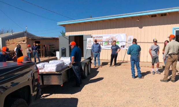 'Farmers Feeding Utah' Brings Food To Navajo Nation