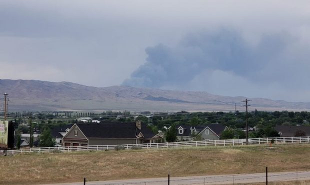 Wildfire officials said the Elberta Fire is estimated at several hundred acres. (@UtahWildfire/Twit...