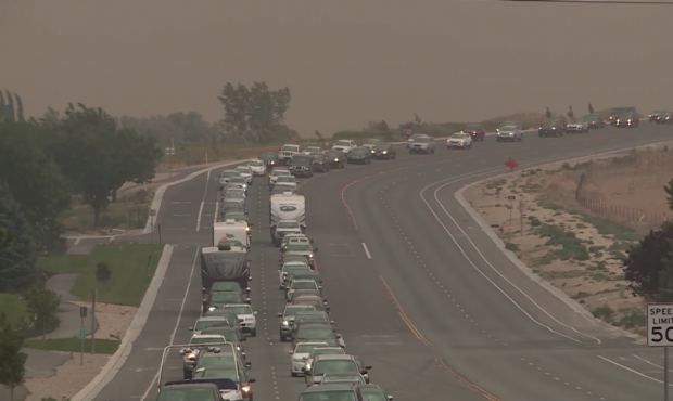Residents Say Options Needed After Redwood Road Traffic Jam During Knolls Fire
