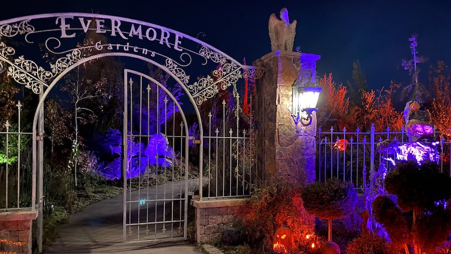 Dark Circus Takes Over At Evermore Park For Halloween