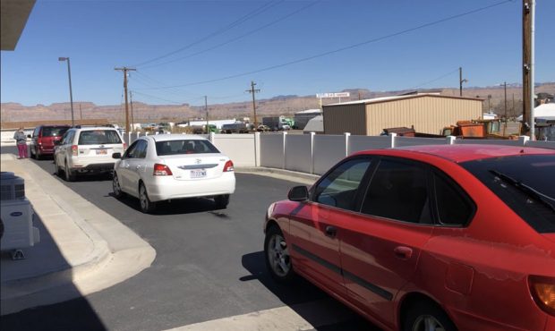 Cars line up for COVID-19 vaccines in Green River, Utah on Monday, March 1, 2021. (Alex Cabrero, KS...