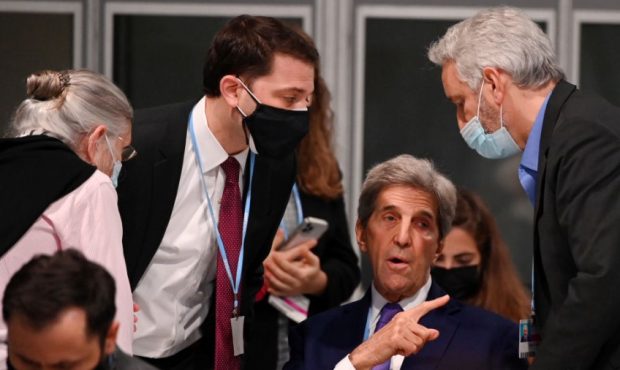 GLASGOW, SCOTLAND - NOVEMBER 13: U.S. Special Presidential Envoy for Climate John Kerry with his te...