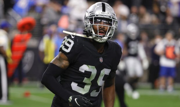 Cornerback Nate Hobbs #39 of the Las Vegas Raiders reacts after a defensive play against the Los An...
