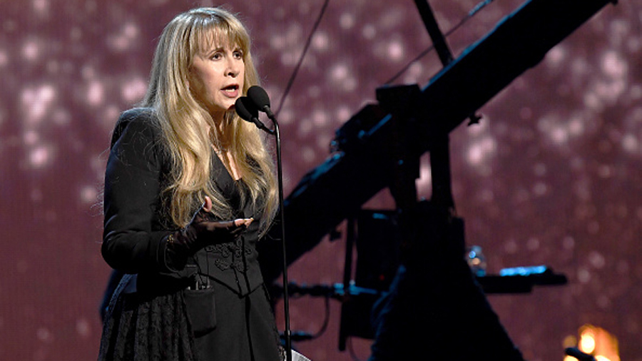 NEW YORK, NEW YORK - MARCH 29: Inductee Stevie Nicks performs onstage at the  2019 Rock & Roll ...