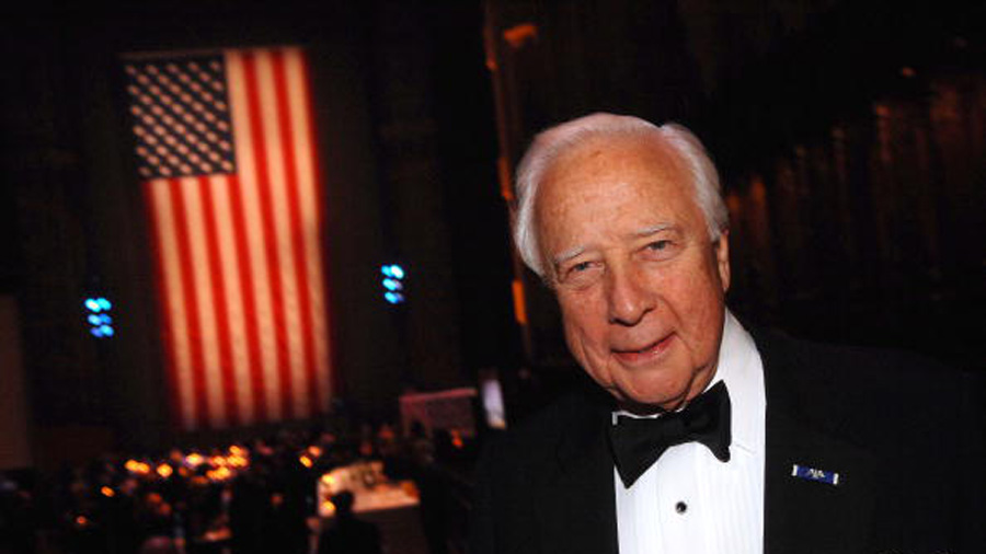 NEW YORK - NOVEMBER 14: Historian David McCullough poses for a picture at the History Makers Gala a...