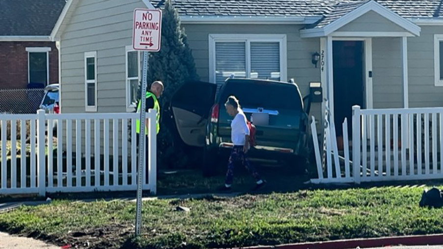 A motor vehicle crash on the corner of 27th Street and Monroe Boulevard Monday led to minor injurie...