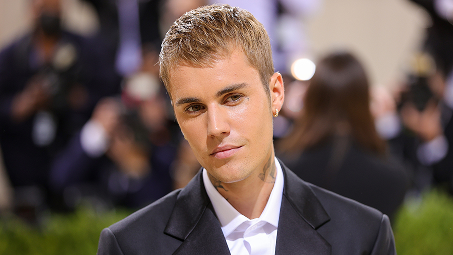 Justin Bieber attends The 2021 Met Gala Celebrating In America: A Lexicon Of Fashion at Metropolita...