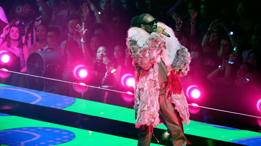 Snoop Dogg performs onstage at the 2022 MTV VMAs at Prudential Center on August 28, 2022 in Newark,...