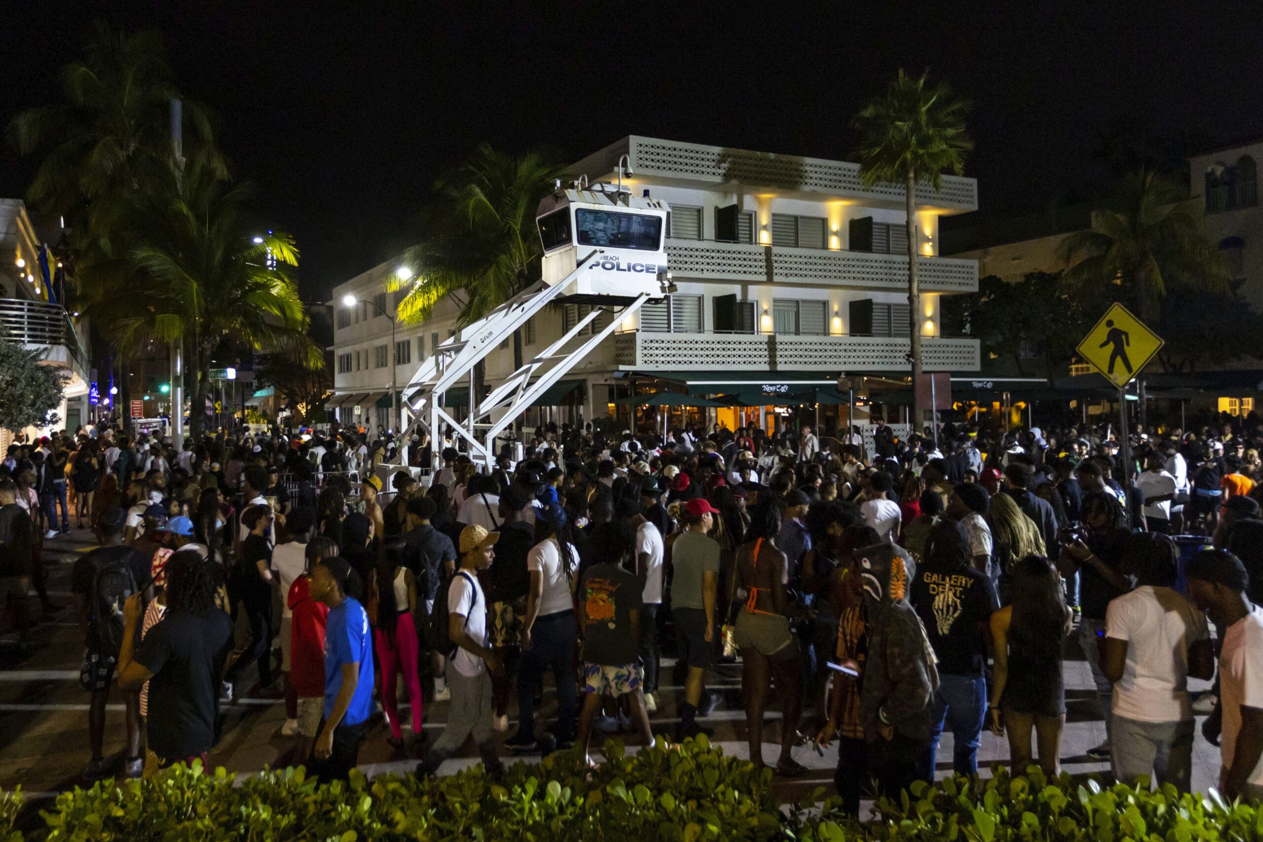 Miami Beach officials imposed a curfew beginning Sunday night, March 19, after two fatal shootings ...
