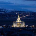 A west-facing shot of the Saratoga Springs Utah Temple at night. (Intellectual Reserve, Inc.)