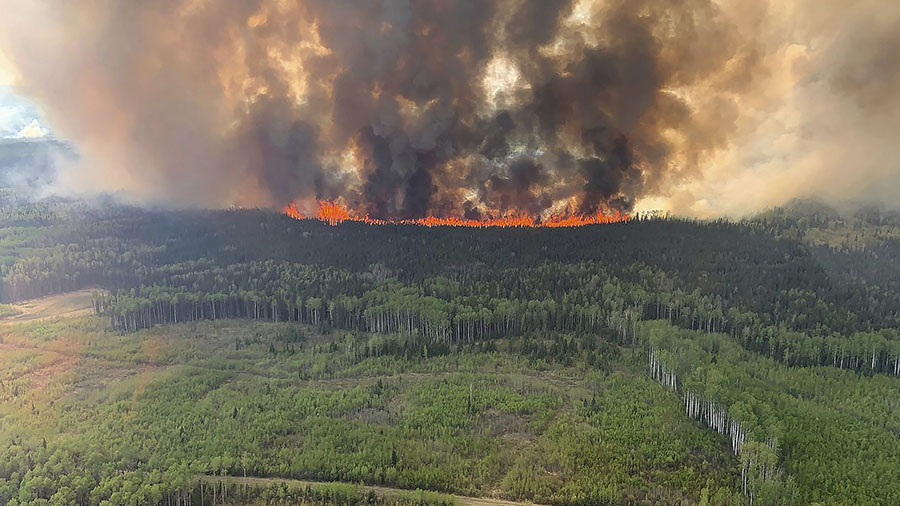 The Bald Mountain Wildfire burns in the Grande Prairie Forest Area on May 12. (Government of Albert...