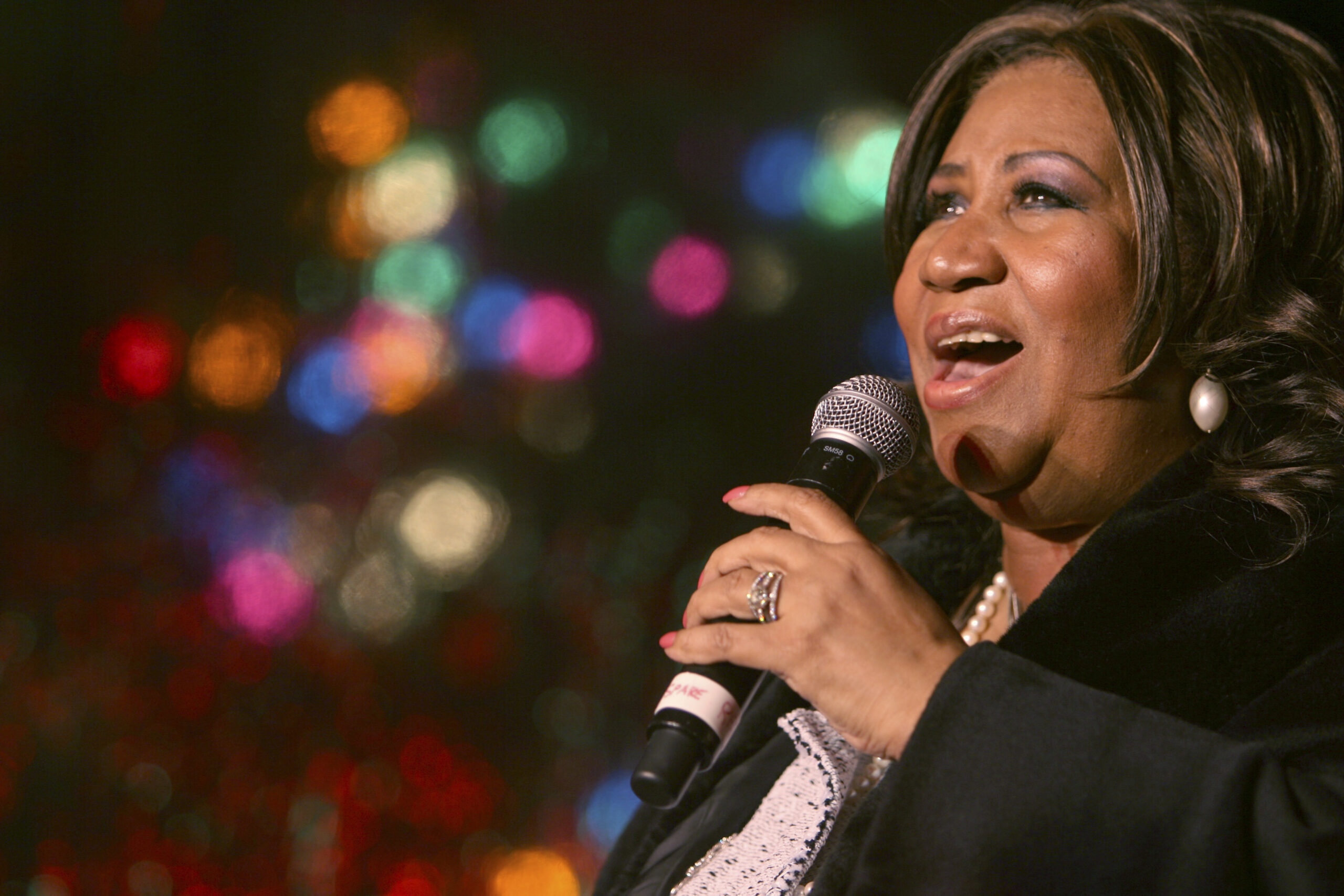 FILE - In this Dec. 4, 2008 file photo, Aretha Franklin performs during the 85th annual Christmas t...