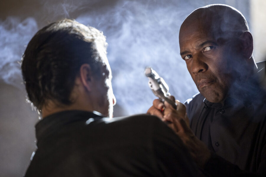This image released by Sony Pictures Entertainment shows Denzel Washington in a scene from "The Equ...