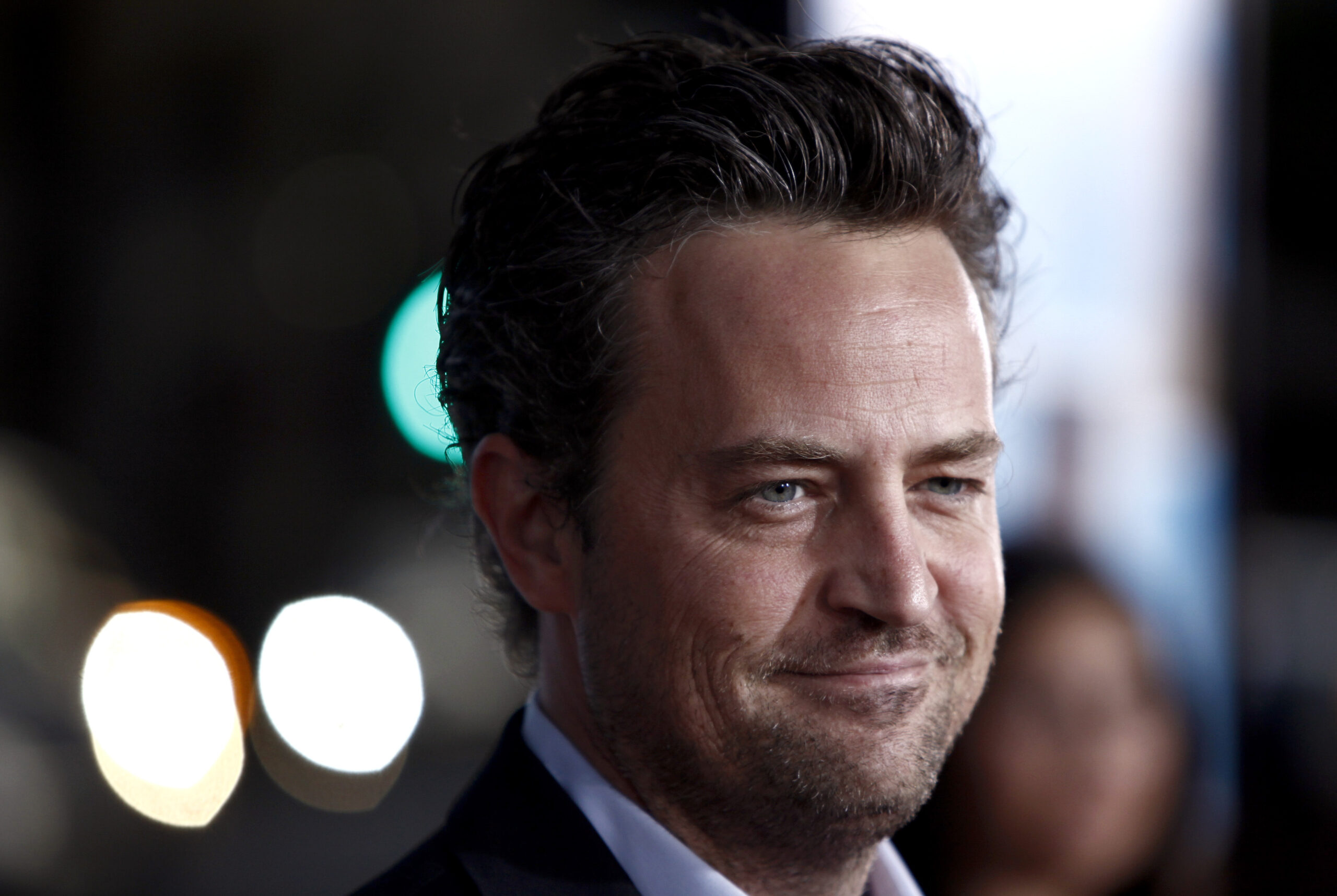 Matthew Perry arrives at the premiere of "The Invention of Lying" in Los Angeles on Monday, Sept. 2...
