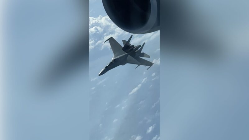 Images newly released by the Pentagon capture a PLA fighter jet closing in at a high speed to a distance of just 50 feet underneath the wing of a US aircraft. (Office of the Secretary of Defense Public Affairs)