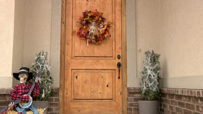The Halloween decorations on the Guerra Sepulveda's door. (Greg Anderson, KSL TV)