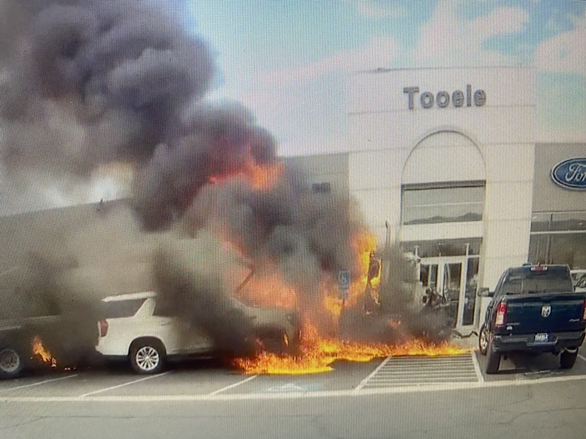 Tooele police continue investigation into semi crash that damaged 33  vehicles