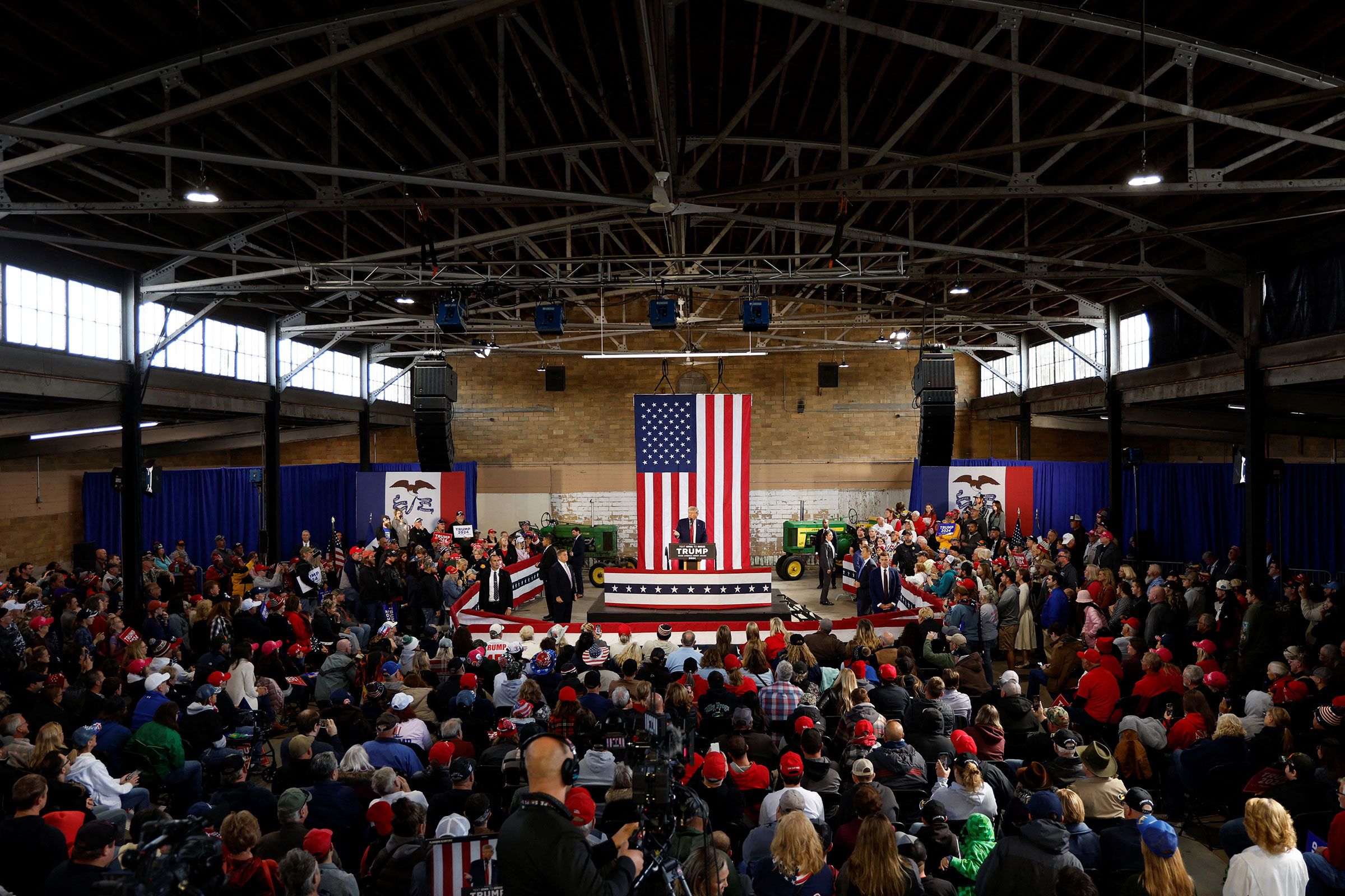Former President Donald Trump is returning to Iowa on Saturday, just eight weeks before the January...
