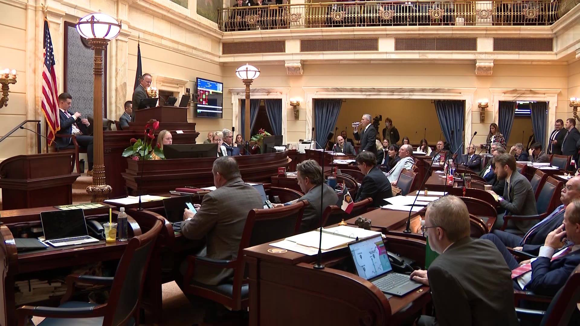 Utah Senators voting on the revised bill on Jan. 25....