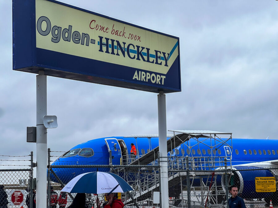Ogden Hinckley Airport (Ogden City)...