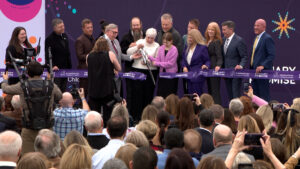 Gail Miller and other donators cutting the ribbon to the new Intermountain Primary Children's Hospital.