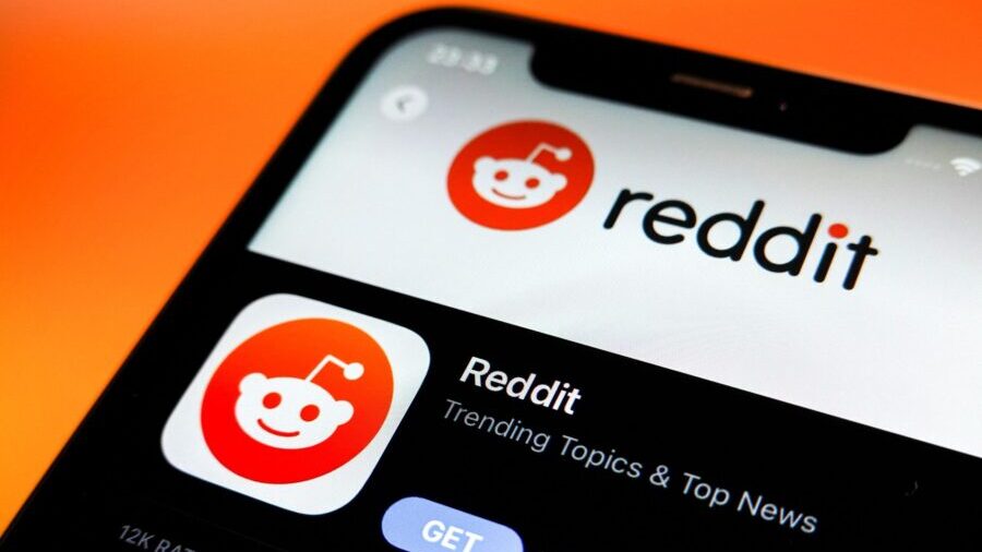 Funds raised from a successful IPO could help Reddit invest in key areas for growth. (	Sheldon Coop...