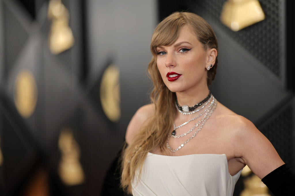 LOS ANGELES, CALIFORNIA - FEBRUARY 04: Taylor Swift attends the 66th GRAMMY Awards at Crypto.com Ar...