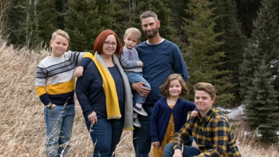 Utah dad who died rescuing children in crash remembered as 'selfless'
