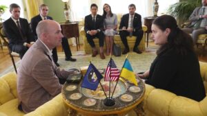 Markarova meeting with Cox at the capital