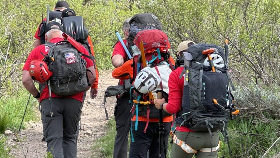 Search and rescue crewws head out in an effort to help two stranded hikers. The hikers were eventua...
