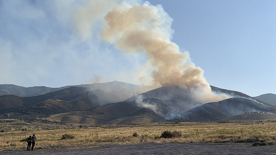 Clay Pit wildfire spreads to 200 acres near Saratoga Springs