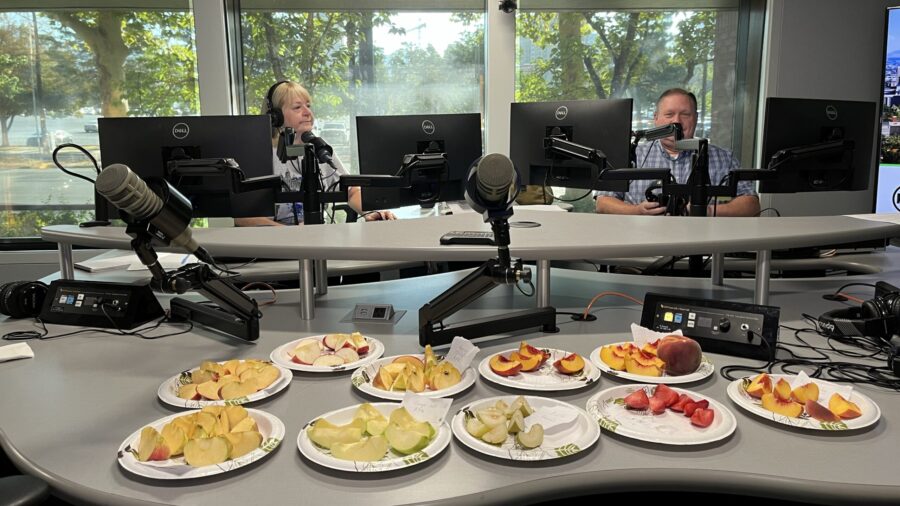 The KSL Greenhouse Show holds an apple taste test for both familiar and unfamiliar varieties of the...