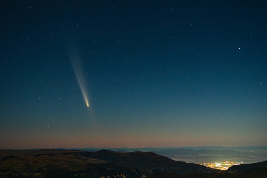 Comet TsuchinshanATLAS will be more visible in Utah Monday, experts say